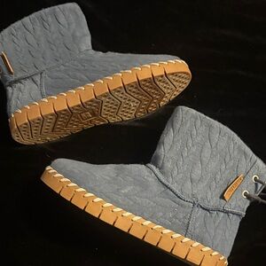 Muk Luks Blue Winter Boots